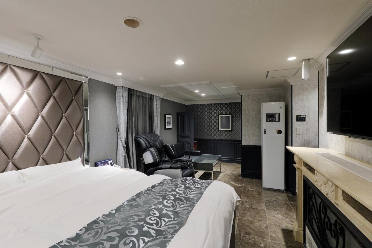 ホテルバースデーきよす店 Hotel Birthday Kiyosu 外观 照片